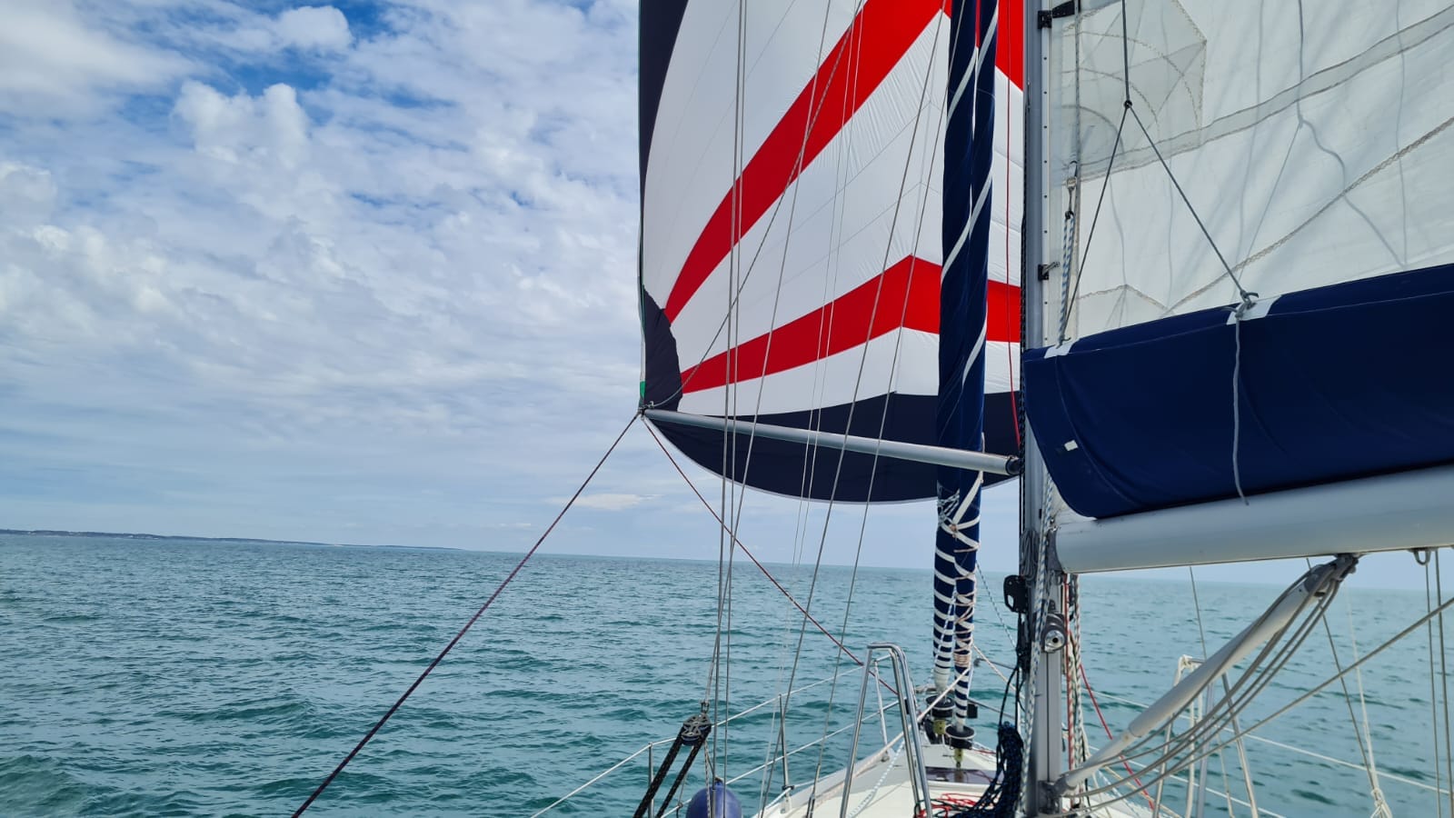 Etonell sousspi tribord vue vers la proue